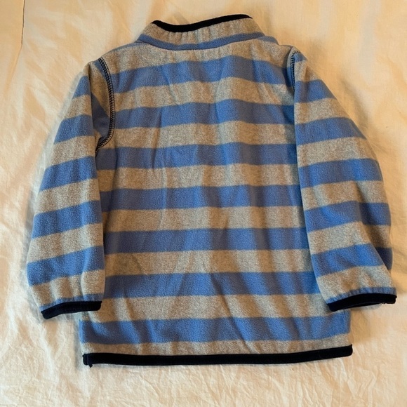 Child of Mine Carters Boys Top Size 24 mo - Picture 2 of 5